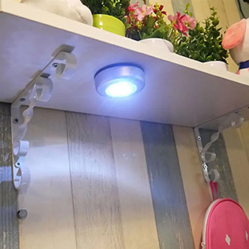 Luz LED de noche sensible al tacto para armario, lámpara de techo de 4,5 V para dormitorio de niños, un tiro es brillante