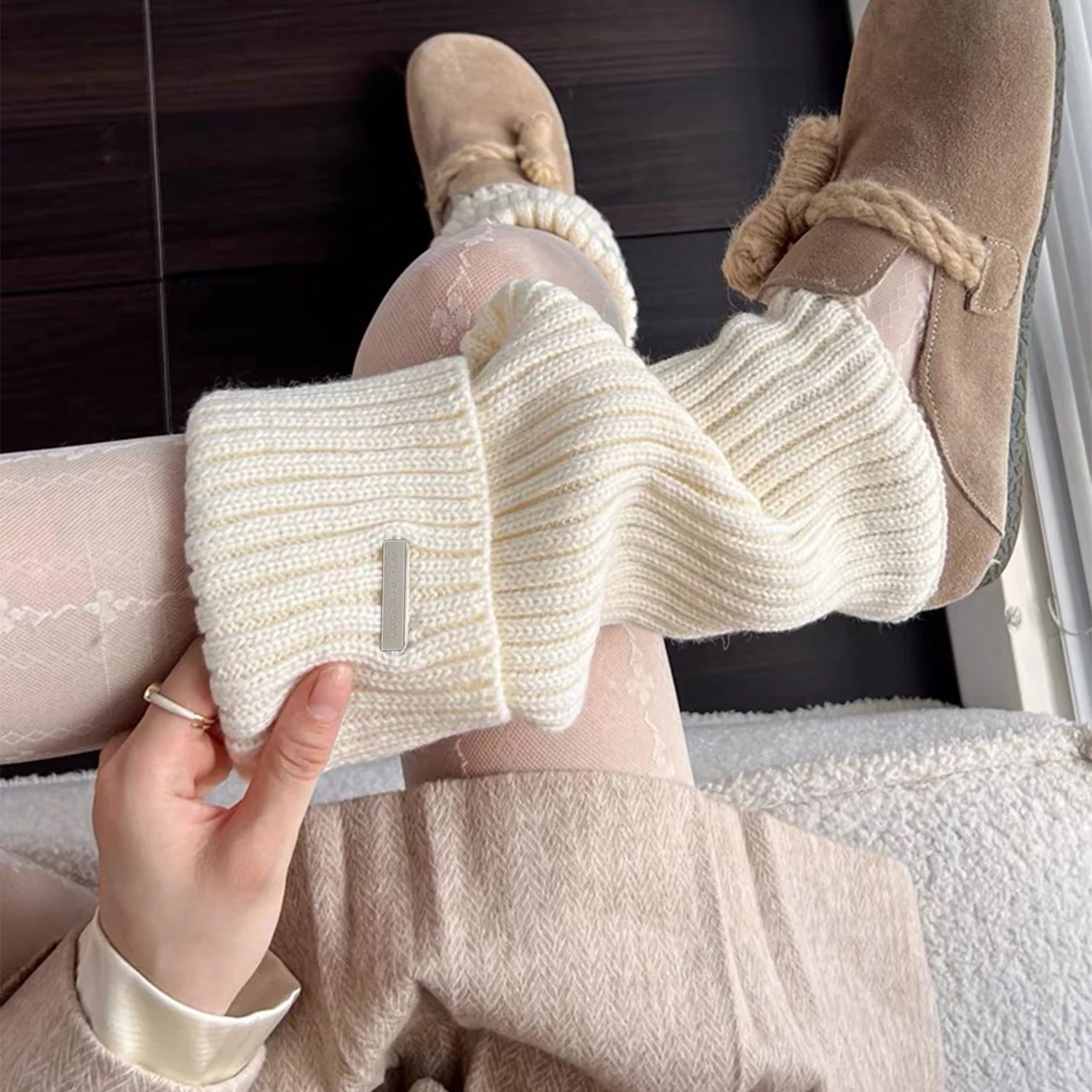 Autumn and Winter Leg Warmers Japanese Metal Label Socks Female Knitted Warm Foot Cover White Black Y2K Stockings Leg Warmers image 4
