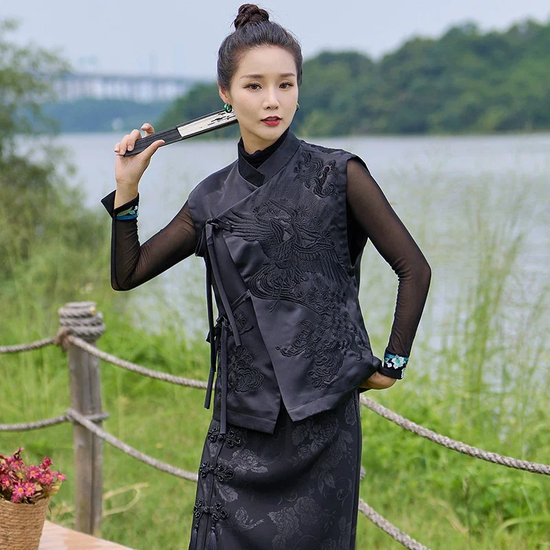 เสื้อนอกสไตล์ย้อนยุคเสื้อกั๊กจีนปักลายนกกระสาสีเขียวเสื้อกั๊กสไตล์จีน2024สำหรับฤดูใบไม้ผลิและฤดูร้อน