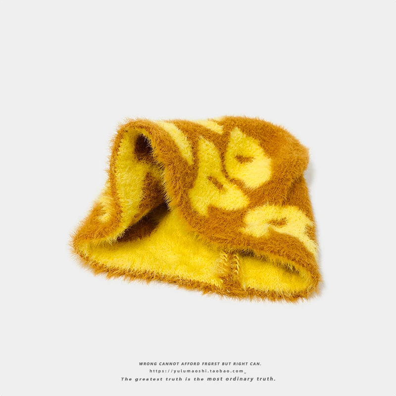 2024 neue Y2k Plüsch Brief Jacquard Gestrickte Hut Gehörschutz Warme Mützen Winter Outdoor Reiten Europa und Die Vereinigten Staaten – Detail 15