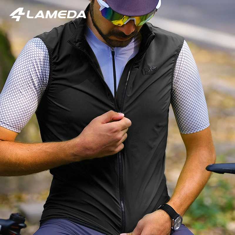 LAMEDA Lightweight Cycling Vest Men's Cycling Clothing Bicycle Vest with Pockets Spring Road Bike Vest Windproff MTB Clothes