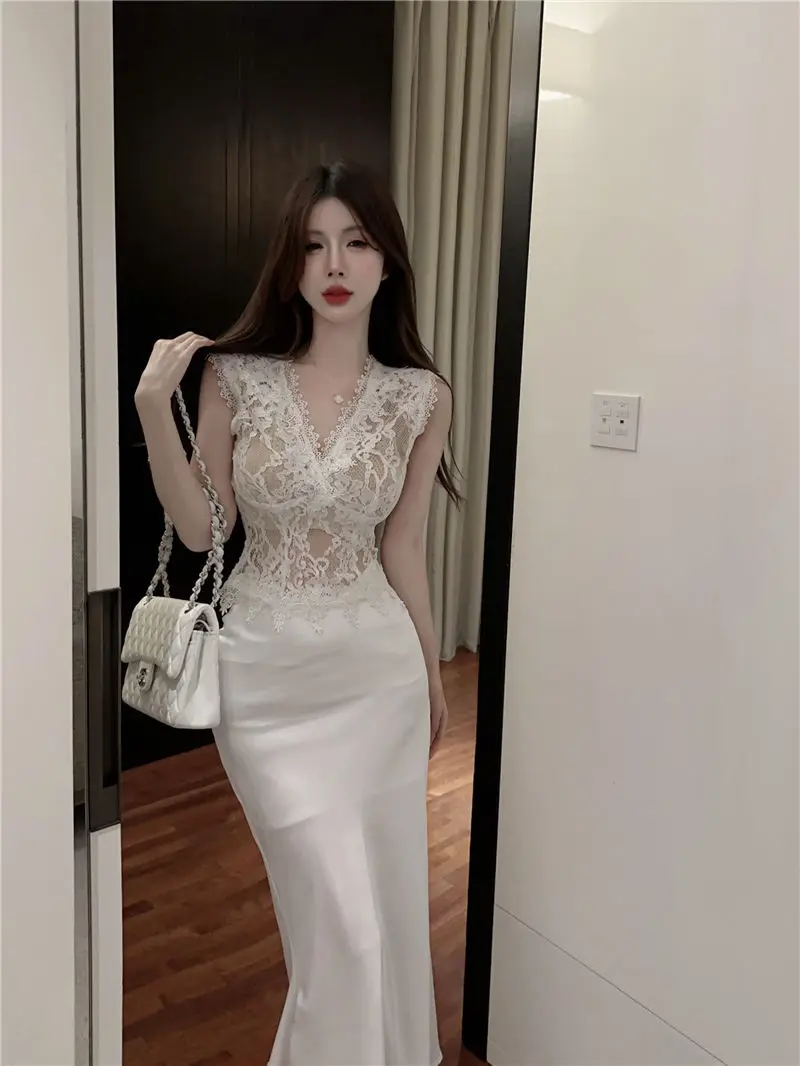 Fashion  Socialite Lace Deep V Vest Top Women Spring Elegant High-Grade Waist Hugging Slim fit Sheath Fishtail Skirt