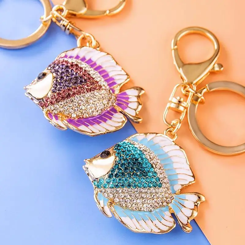 Glitzernder Strass-Fisch-Schlüsselanhänger, goldener Schlüsselring, Themen-Taschenanhänger, Auto-Schlüsselanhänger, modische Schlüsselanhänger-Accessoires – Detail 9