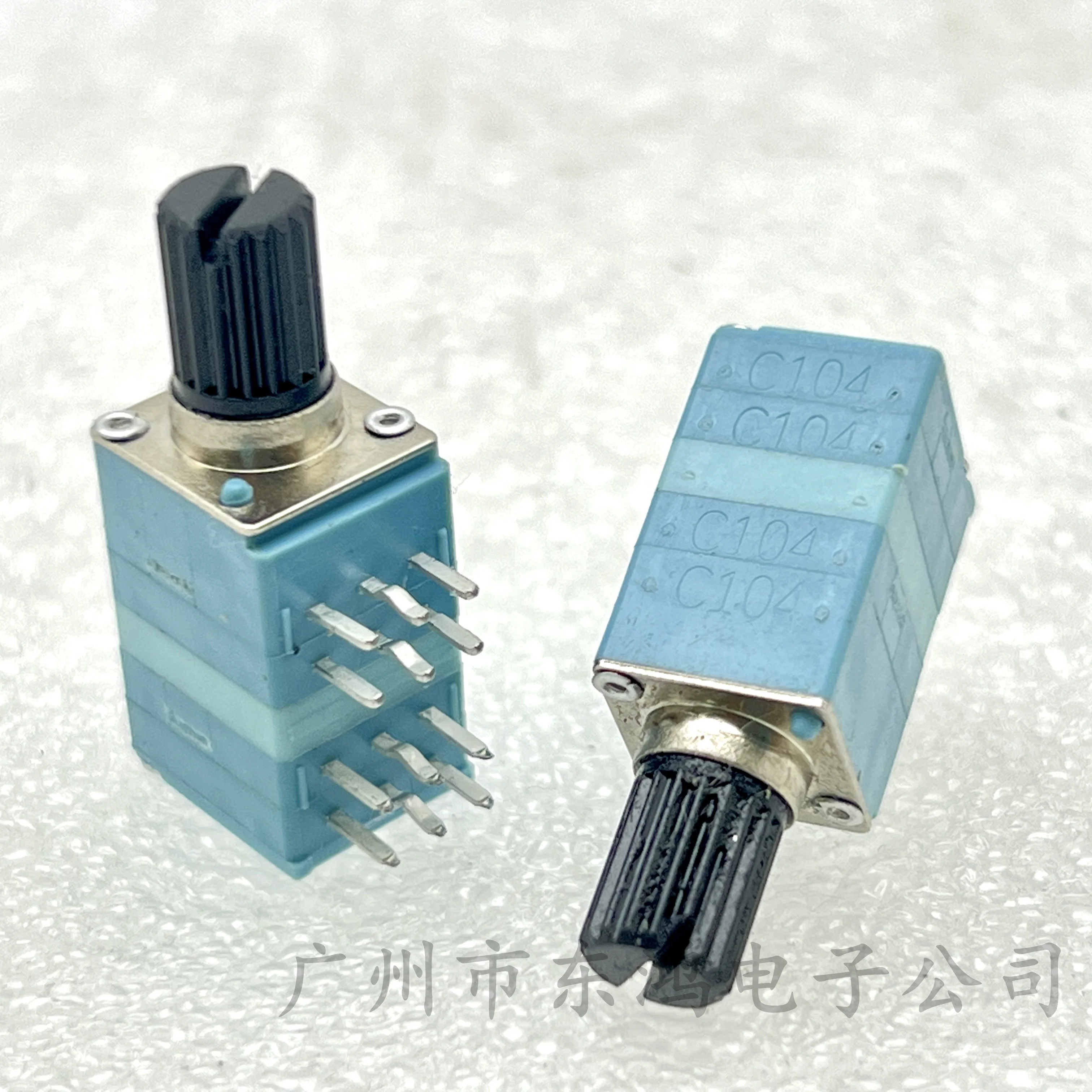 1 PCS Korean plastic RK097 quadruple adjustable potentiometer c100K volume adjustment resistance shaft length 10MM
