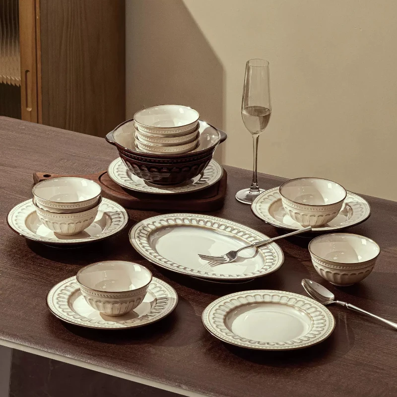 Nordic Modern Dinner Set Plates Unique Aesthetic Elegant Luxury Dinner Set Ceramic Bowl Christmas Bajilla Ceramica Dinnerware view 3