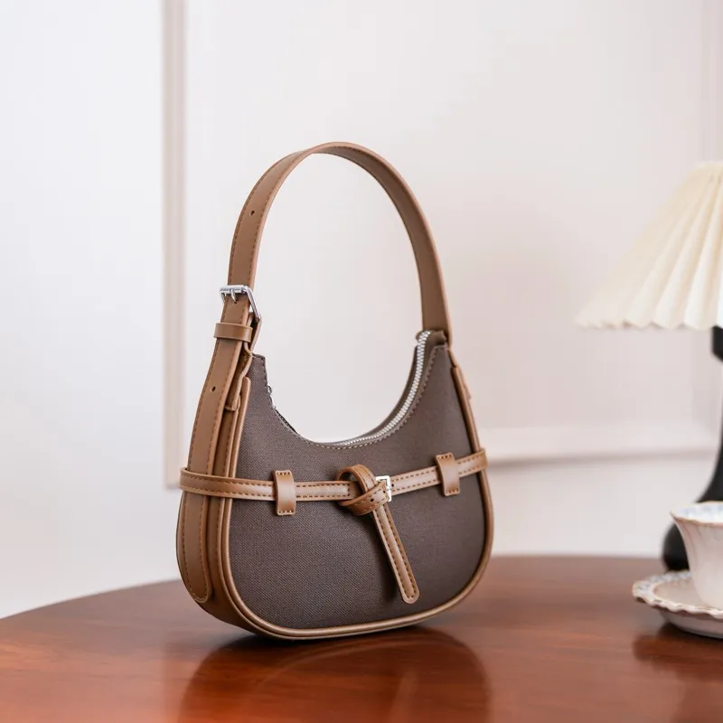 

2025 Autumn Women's Casual Crossbody Bag, Genuine Leather Multi-way Shoulder Purse, Vintage Minimalist Design for Work Commute