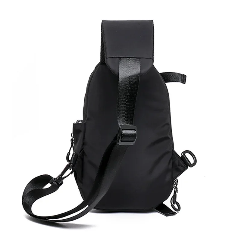 Man Shoulder Chest Bag Waterproof Oxford Crossbody Bags Anti-theft USB Shoulder Sling Bag Short Travel Messenger Chest Pack Male