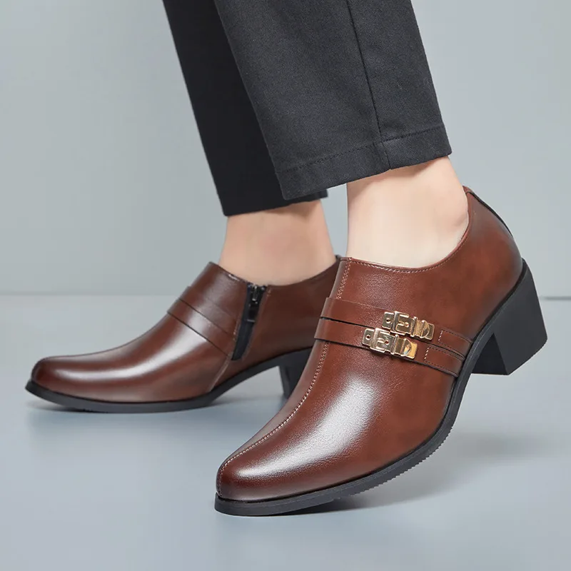 레트로 브라운 남성 정장 신발 지적 발가락 드레스 신발 남자 하이힐 신발 컴포트 가죽 남자 결혼식 신발 zapatos de vestir