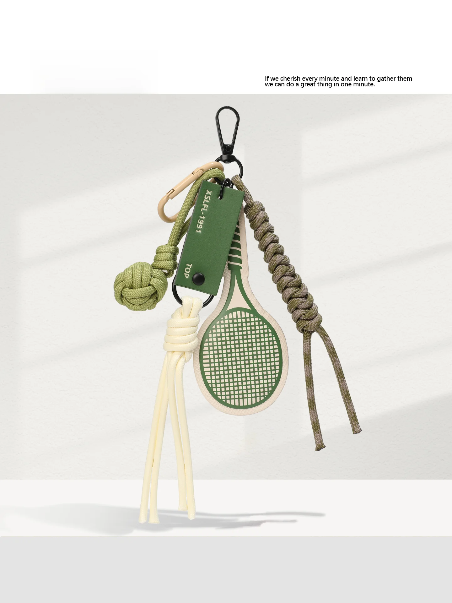 RY&CR Personalized Tennis Racket Car Decoration Bag Charm Keychain New 2026 Style Fashionable Accessory for Bags And Cars