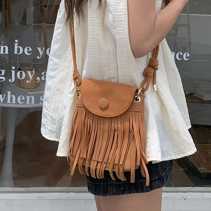 Vintage Faux Suede mobile phone bag for women shoulder bags small Tassels Crossbody little bag ladies handbag bolsas brown