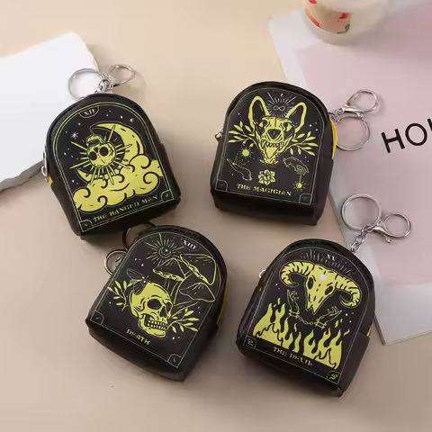 Punk-style Keychain: Mini Portable Storage Zippered Lipstick Pouch with Funny and Creative Design (Decorative Pouch)