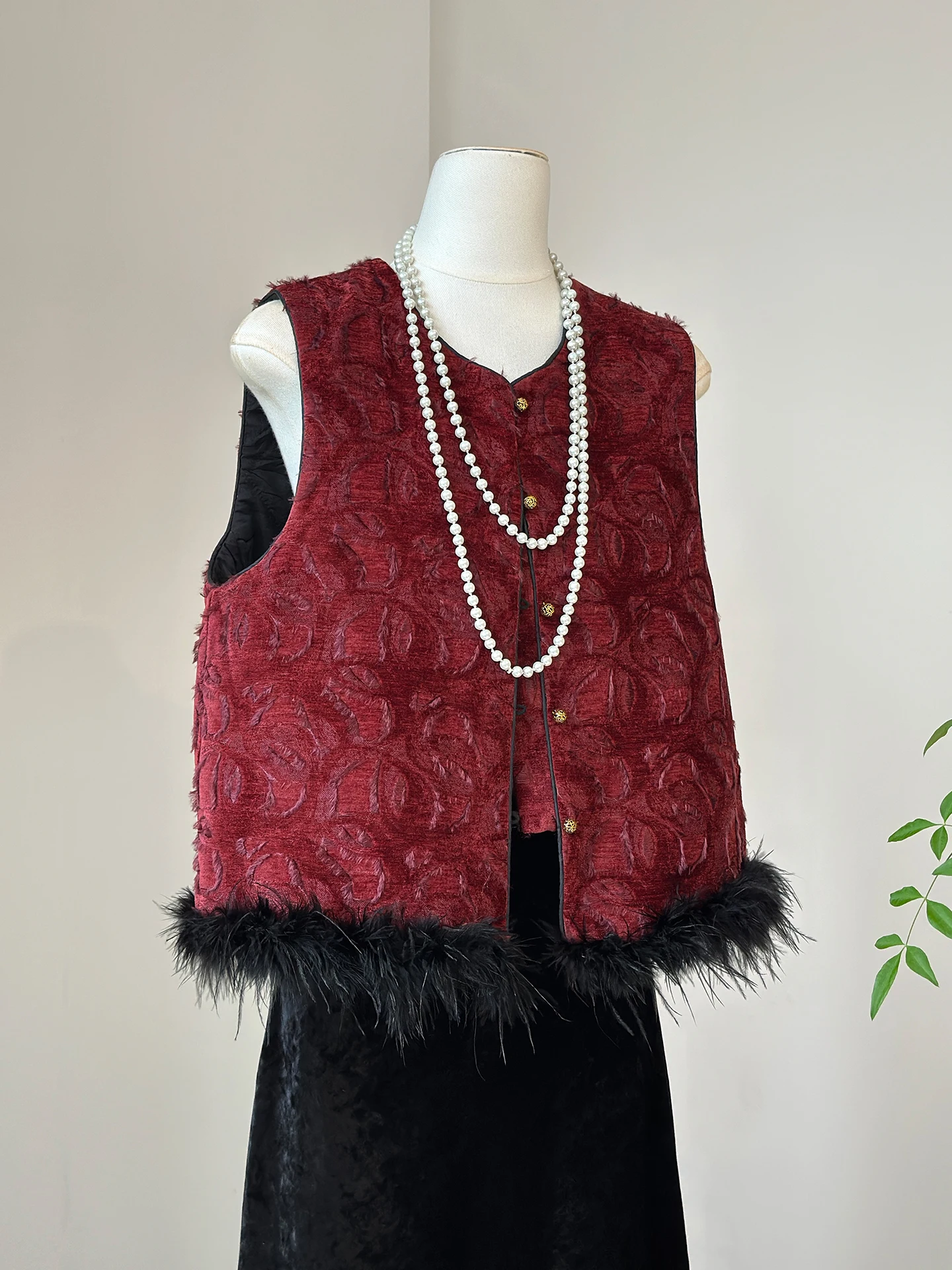 New Chinese Style Quilted Vest Autumn and Winter Thickening Daily High-End Red Age Reducing