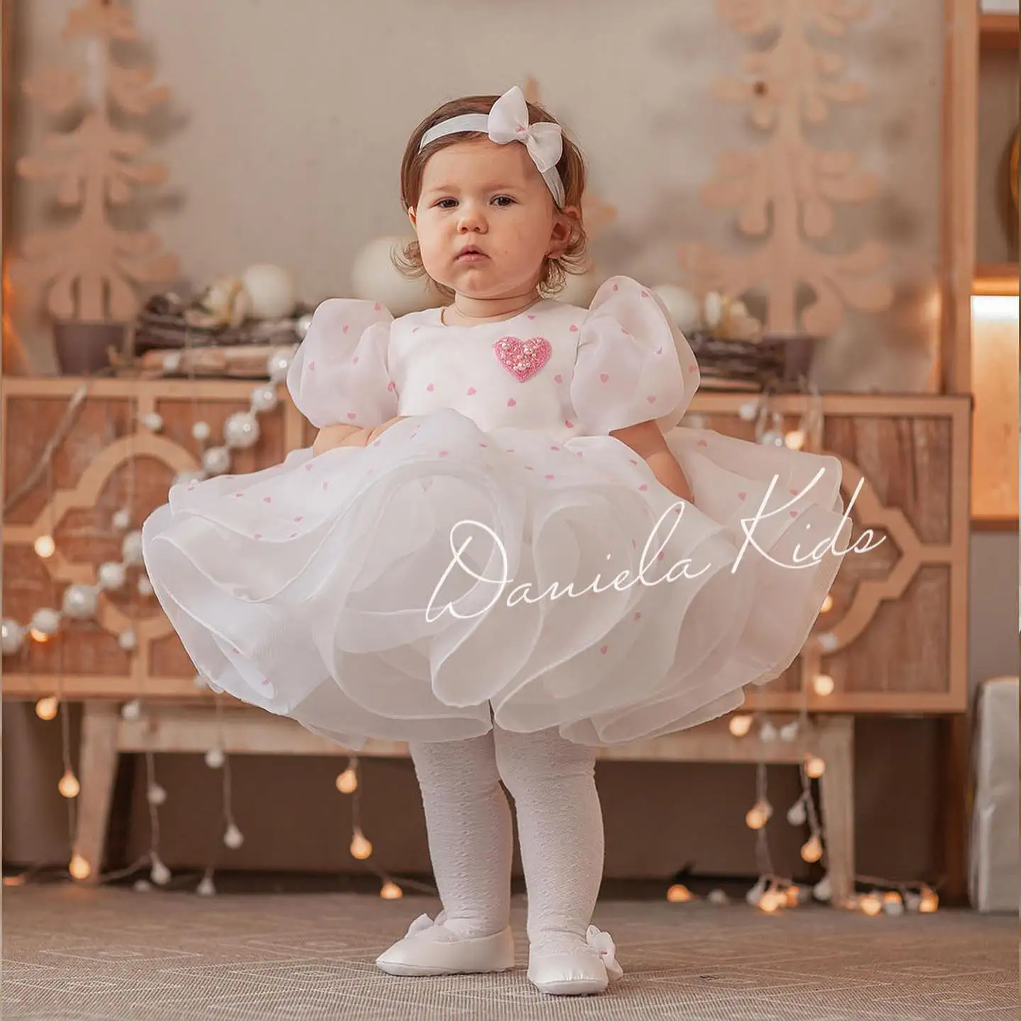 

Princess Flower Girl Dress for Wedding O-neck Knee Length Short Sleeves Kids First Communion Pageant Birthday Ball Gown