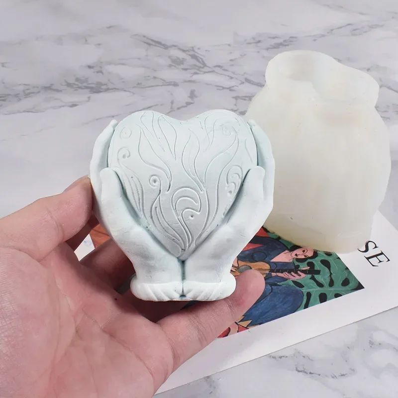 DIY Hand-held Love Candle Silicone Mold 3D Heart-shaped Handicraft Resin Gypsum Cement Soap Mold Handmade Chocolate Baking Tool