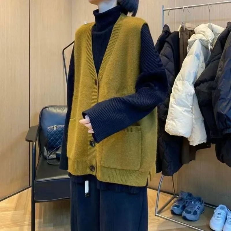 Outono e inverno novo colete de malha casual cardigan versão coreana da moda com fundo solto sem mangas colete