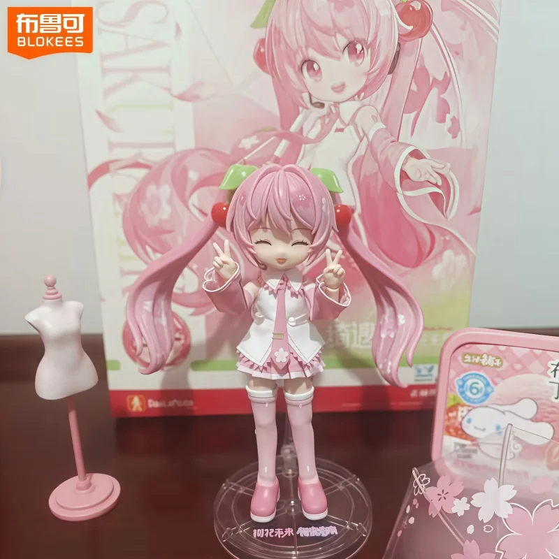

Blokees Original Hatsune Miku Q Version Joint Mobility Singer Action Figures 17th Miracle Edition Sakura Miku Gift For Anime
