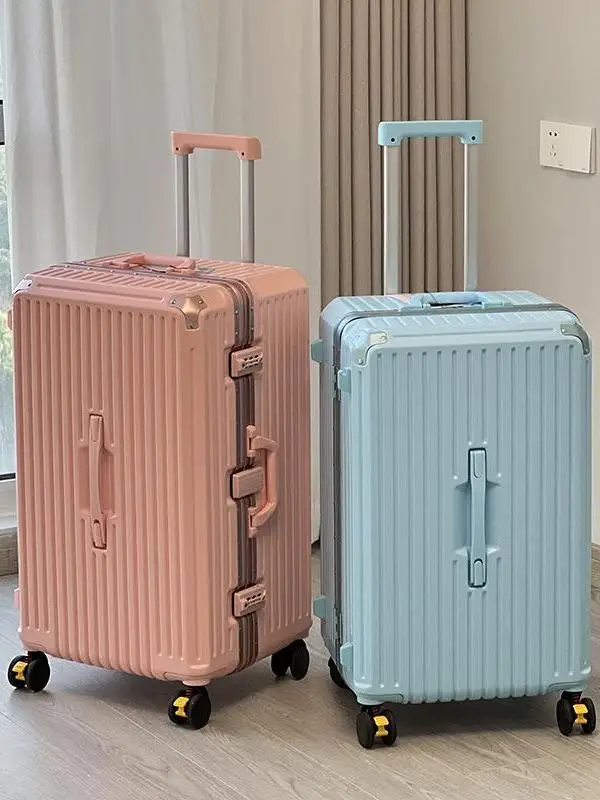 Large Capaci Aluminum Frame Lage Suitcase Carry-On Bag with Password Lo And Four-Wheel Rotation for Traveling