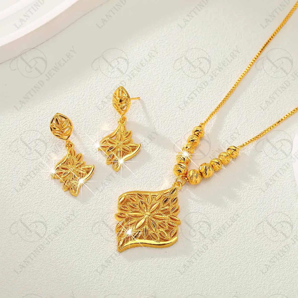

As00096 Middle Eastern Exquisite Women's 24K Gold-Plated Fashionable and Novel Leaf Pendant Elegant Dubai Party Matchinging Dress Ball Bead Necklace Gift Earrings Ethiopian Bridal Jewelry Set for Women