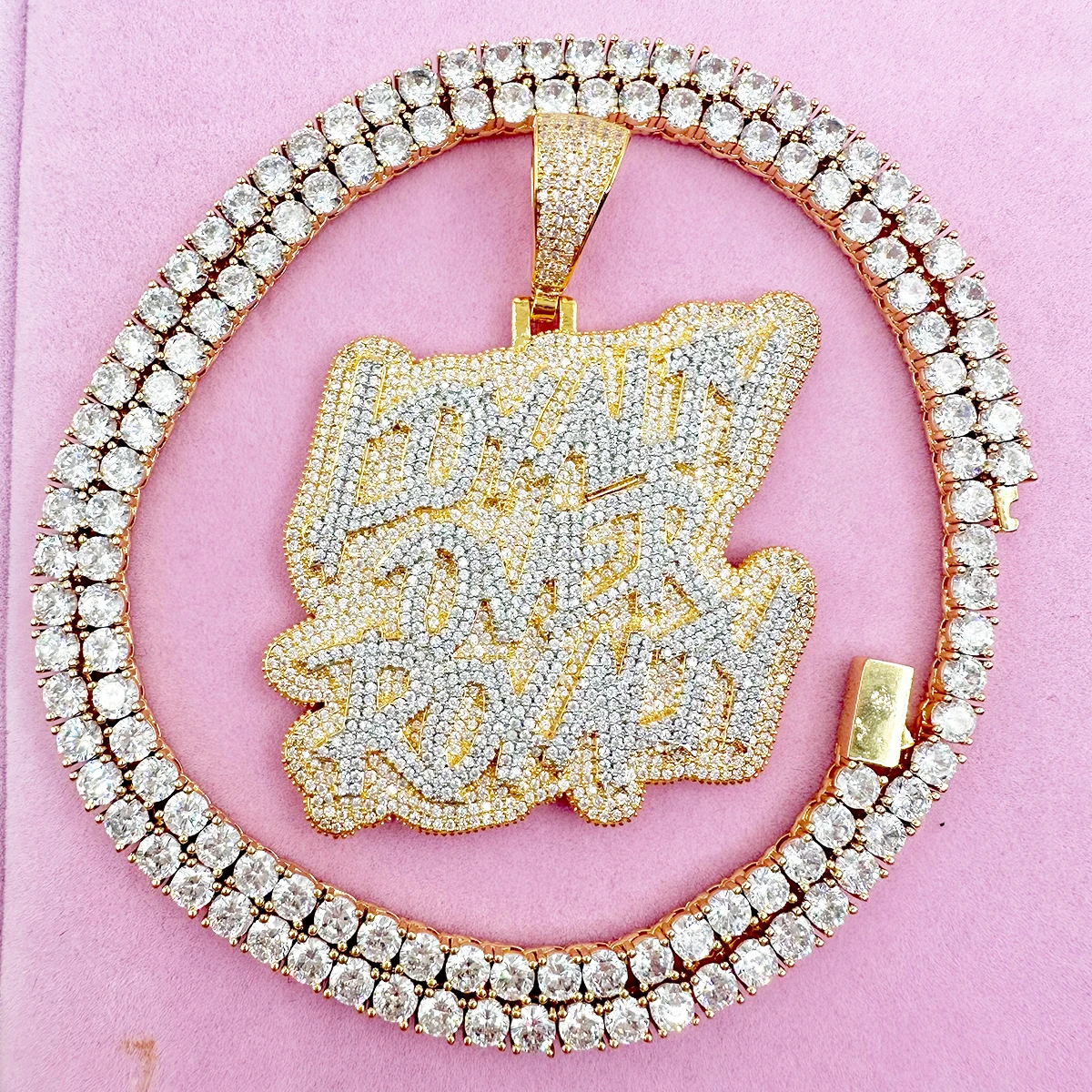 Drip Letter New Iced Out Bling Loyalty Over Royalty Pendant Necklace Cubic Zirconia Two Tone Color Charm Women HipHop Jewelry