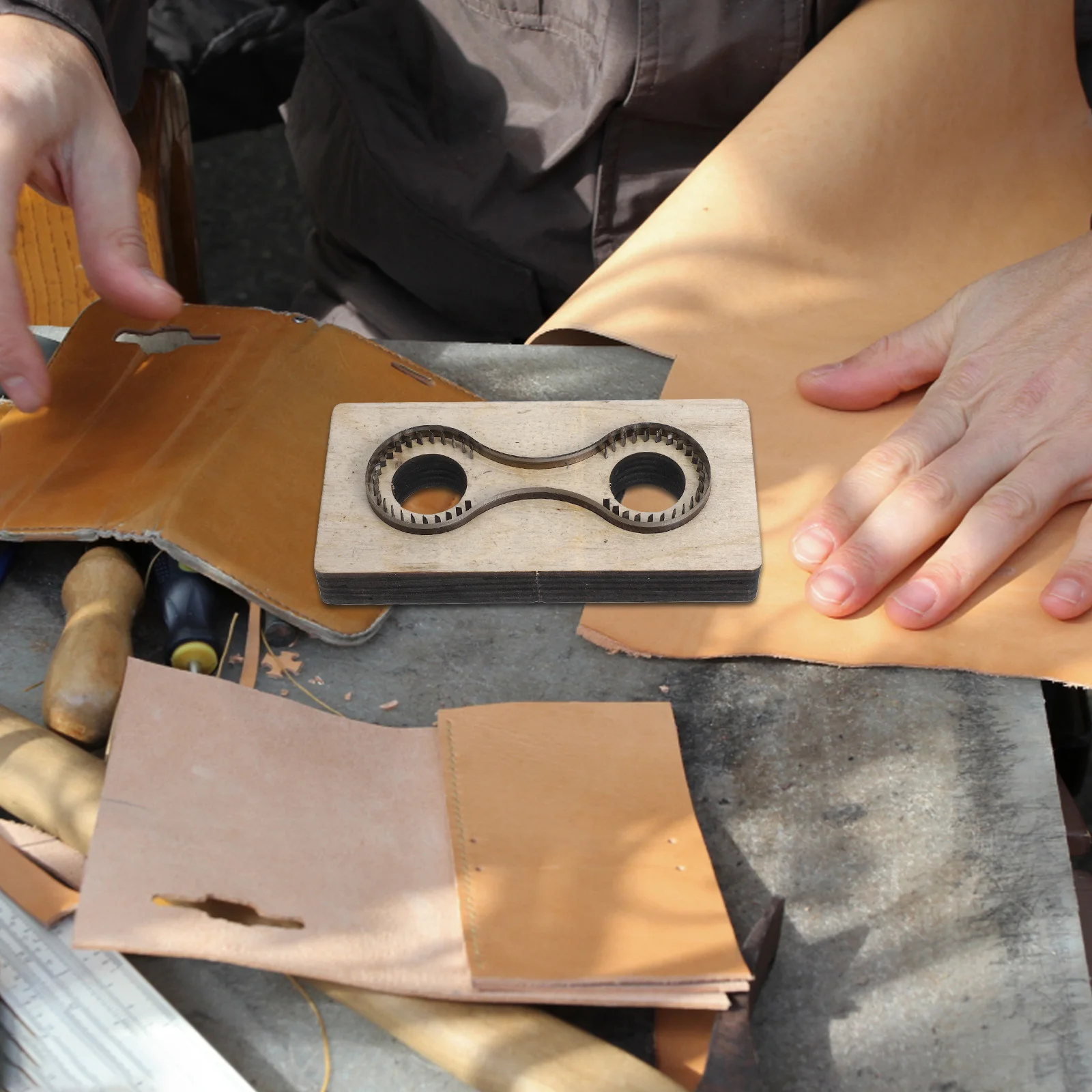 

Key Pendant Cutting Die DIY Wooden Mold Cutting Dies Keychain Pendant Craft Tool Precise Long-Lasting