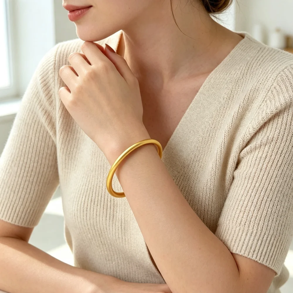 Matte Gold Tone Closed Round Bangle Bracelet, Minimalist Plain Stackable Fashion Bracelet Jewelry for Women