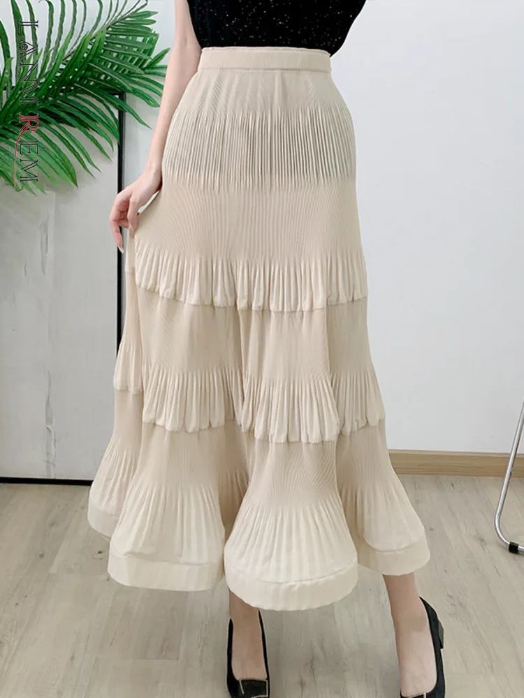 

LANMREM Ruffles Skirts For Women High Elastic Waist Solid Color Long Length Female Party Clothing 2024 Summer New 2DA8404