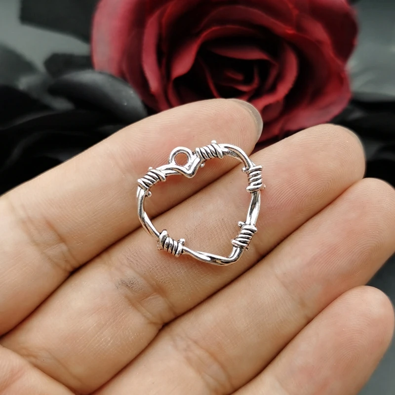 10pcs 23*24mm Silver Black Color Thorns Heart Charms Pendant Designer Charms Fit Jewelry Making DIY Jewelry Findings