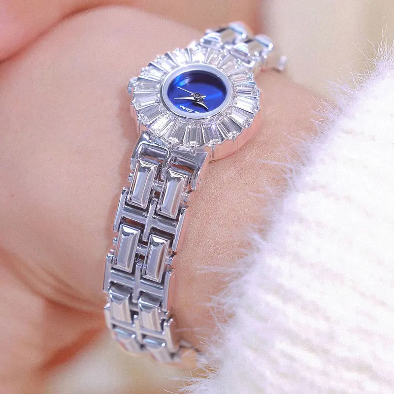 2024 Hot Selling Gemstone Series Blue Dial Luxury Rhinestone Gold Silver Women\'s Watch with Steel Strap Waterproof Quartz Clock