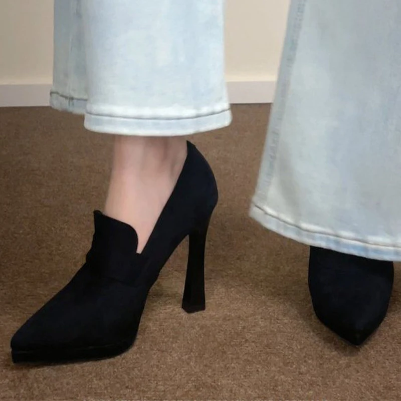 أحذية نسائية بكعب عالٍ بمقدمة مدببة من جلد الغزال أحذية أنيقة فستان فاخر للخريف مضخات 2025 مصمم جديد أنيق Zapatos De Mujer