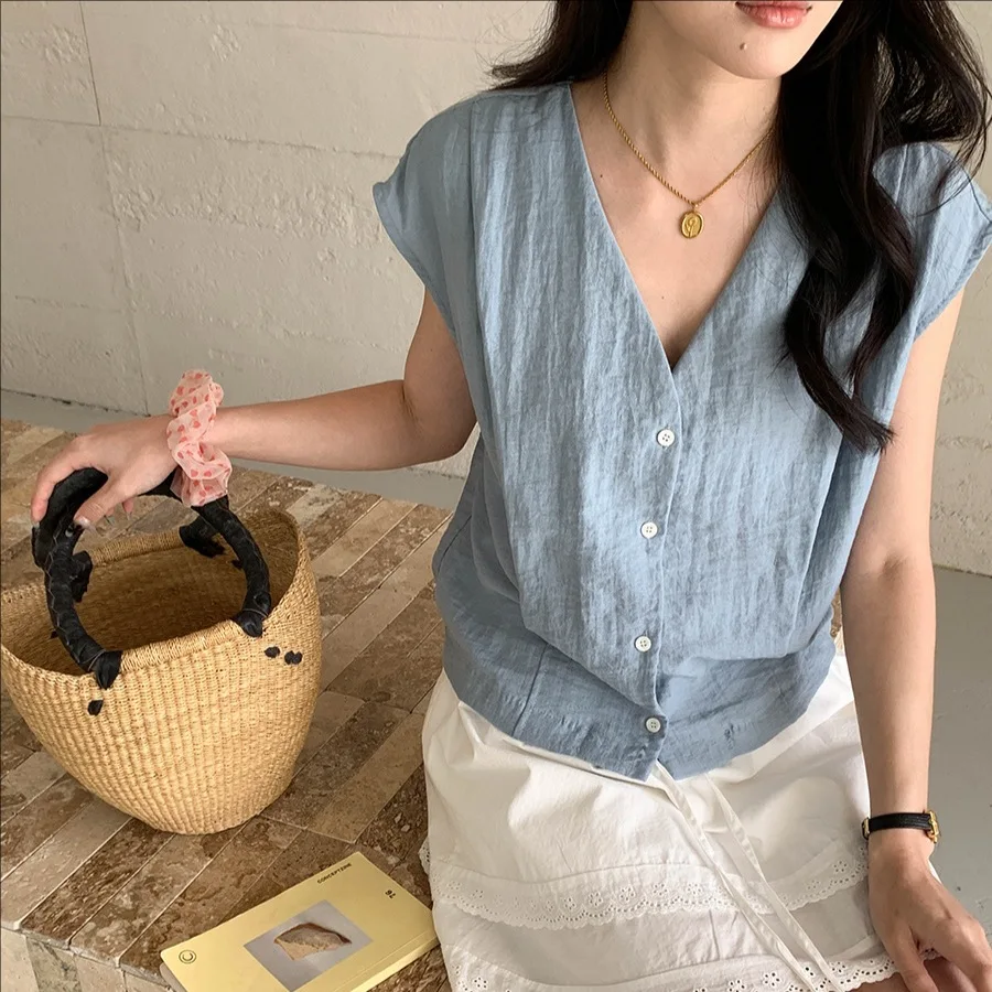 

Summer casual linen pleated V-neck short sleeve shirt women