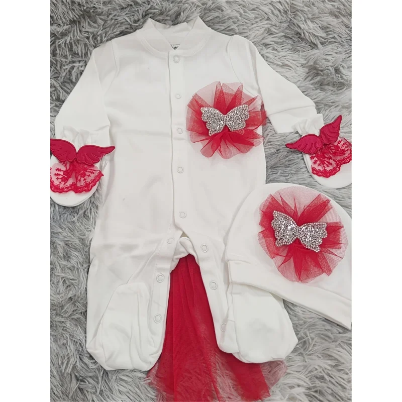 Soft Welcome Home Baby Set，Multi-piece jumpsuit set，Decorated with a crown and bow，Easy to put on and take off design，Breathable
