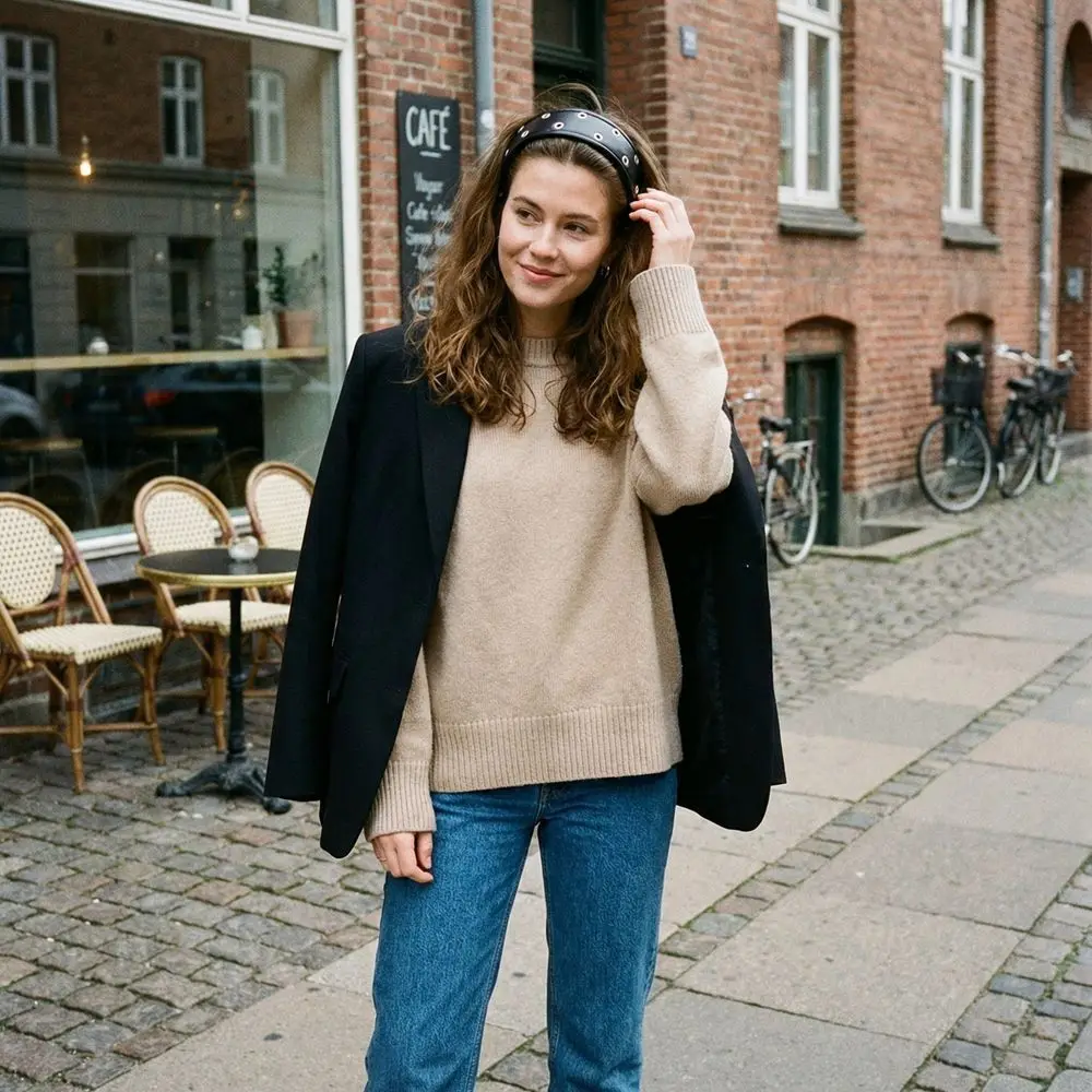 

Панк-ободок для волос из кожи, черно-красный, с металлическими заклепками, широкий, универсальный, с полым кольцом, городской стиль