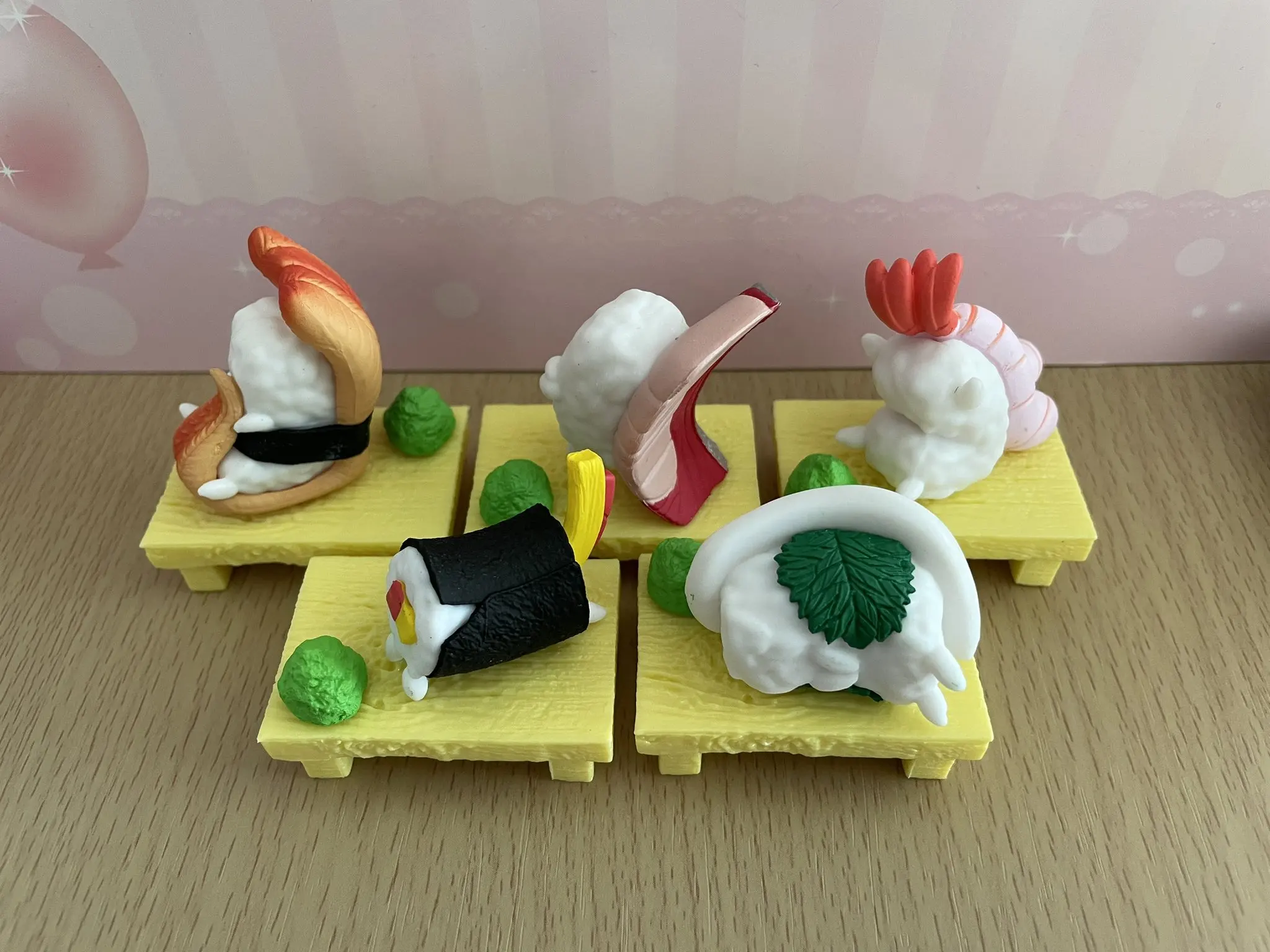 Yell capsule toys Ikitemasushi Part.3 cute kawaii live Kura Conger eels amberjack squid shrimp sushi figures