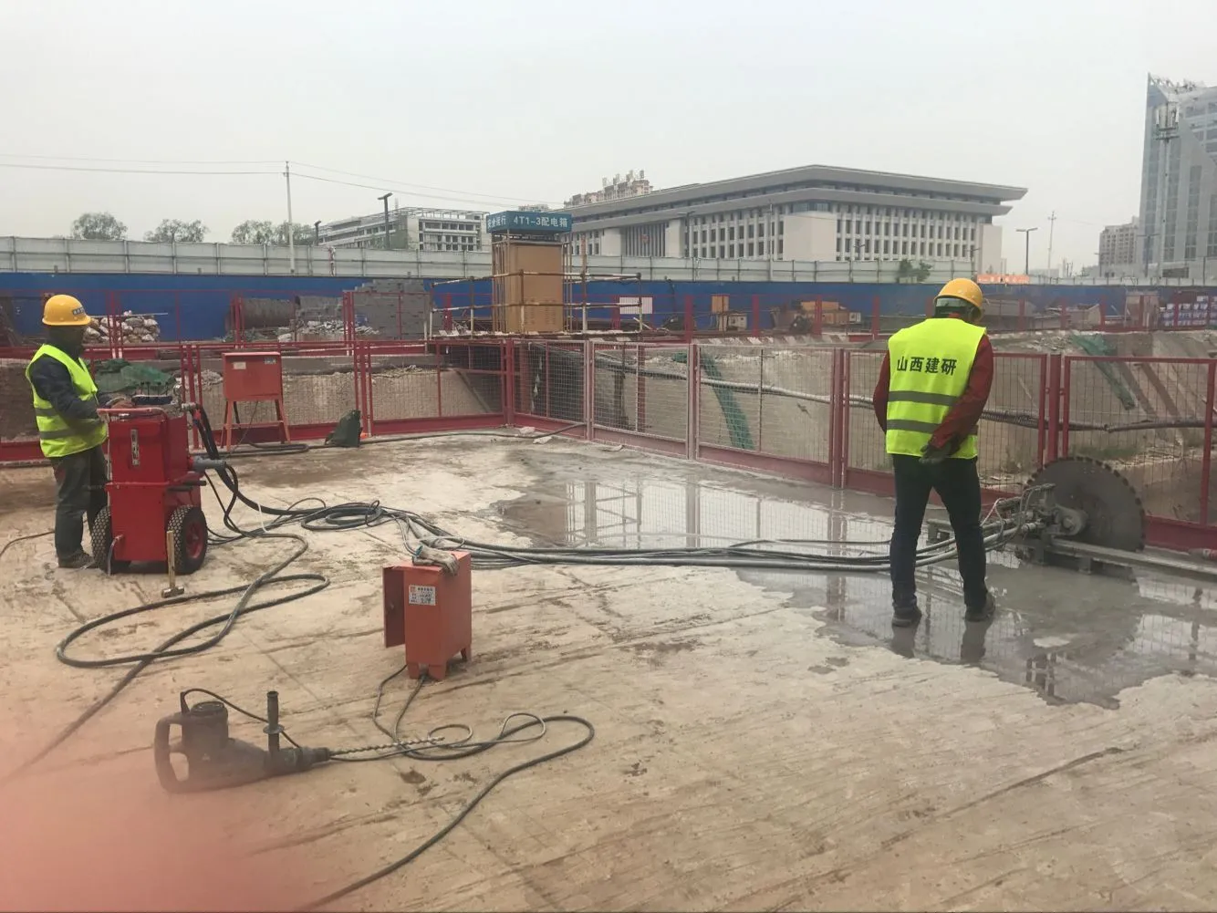 380V 22KW Industrial Electric Floor Saw Brushless Motor 500mm Depth Concrete Road Cutting