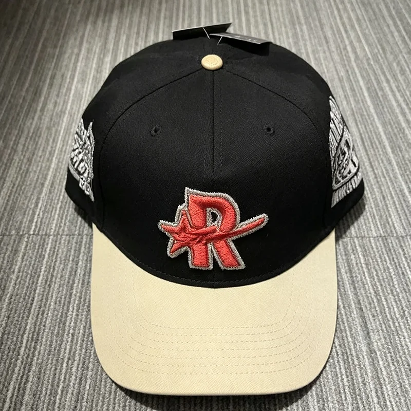 หมวกแก๊ป Snapback รุ่นใหม่ปี 2 - Baseball Cap Fitted บทวิจารณ์และราคา