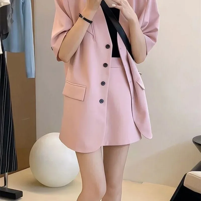 Completi femminili Midi Kawaii Set da due pezzi da donna abiti da pendolarismo ufficio manica corta Top e fondo Co Ord stile coreano