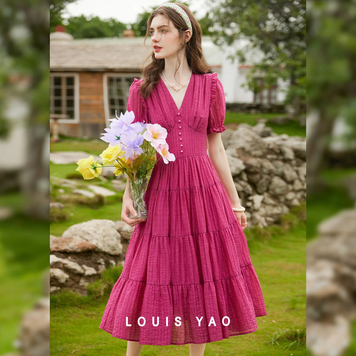 

LOUIS YAO Sweet Slim-Fit Regular Shoulder Dress 2026 Summer V-Neck Ruffled Puff Sleeve Long Non-Stretch Women's Dress
