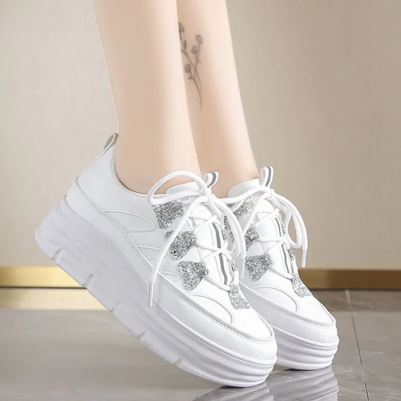 

Модельер Роскошная женская обувь на шнуровке с блестками Предложения корейских тенденций 2025 Удобная и элегантная дешевая женская обувь 39