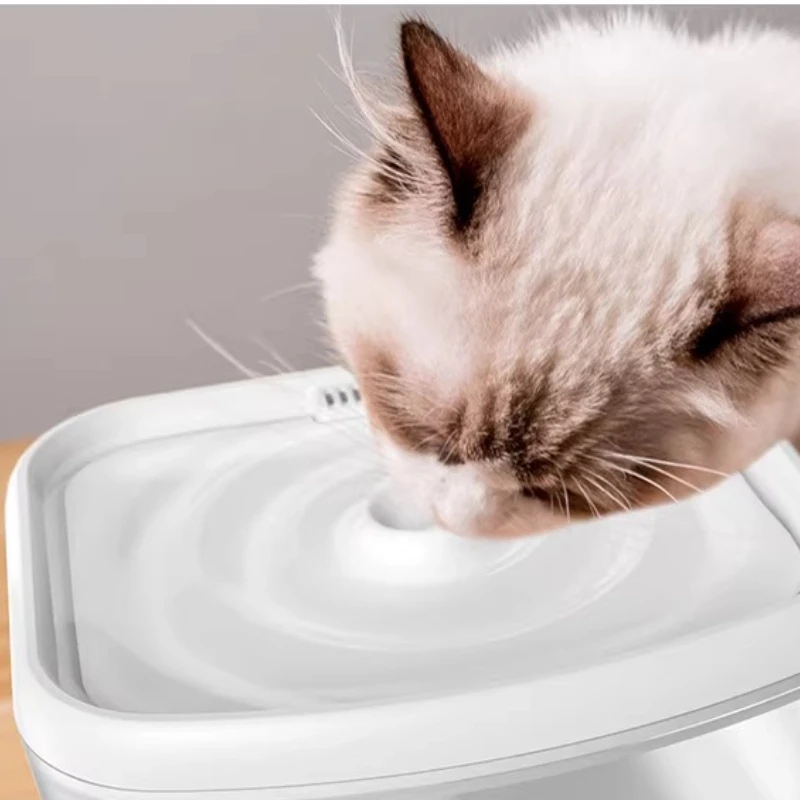 

Pet Cat Water Dispenser Wireless Water Dispenser Automatic Water Feeding