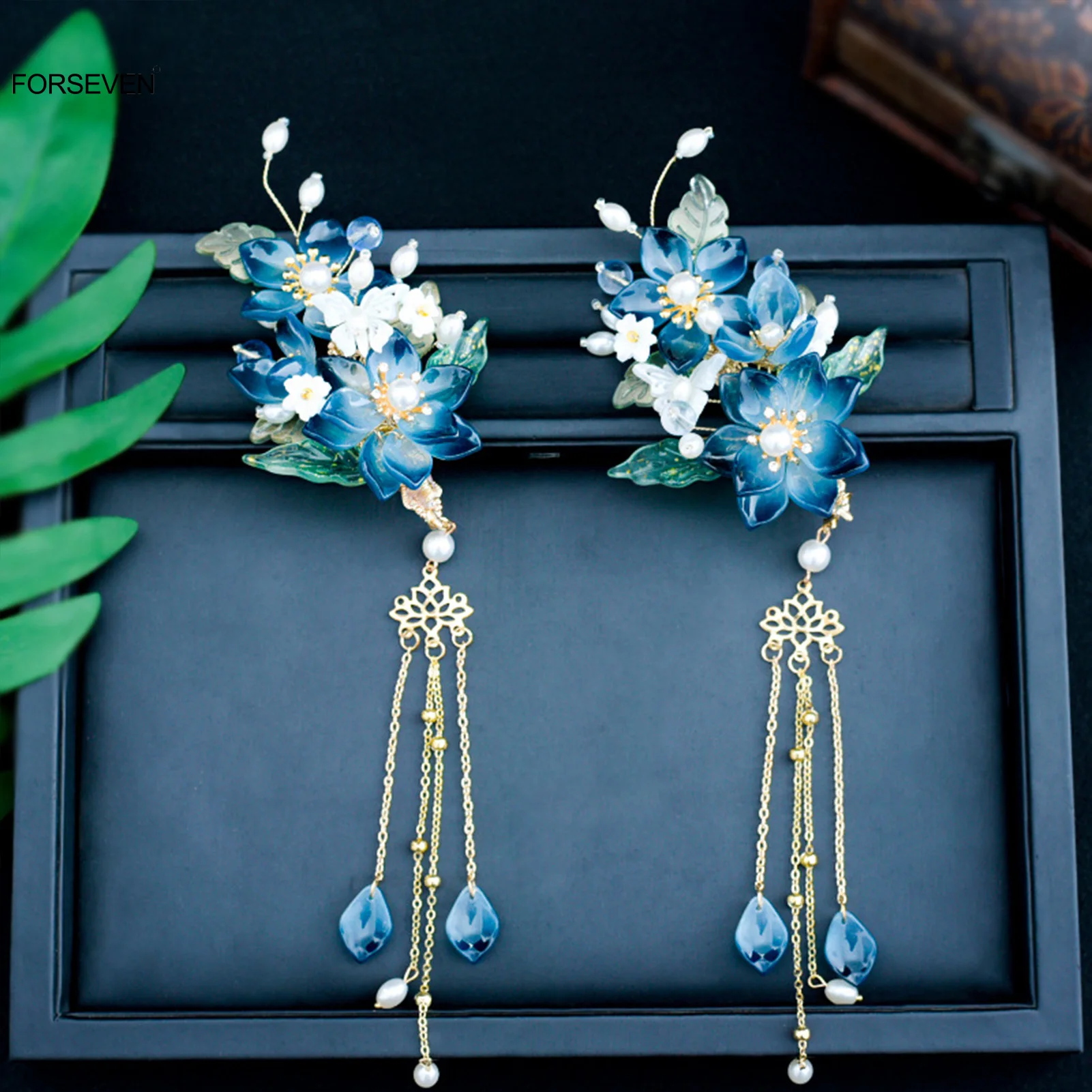 Blue Flower Hairpins Side Clips Retro Chinese Fashion Fringe Jewelry Long Tassel Pendant Headpiece for Women Girls Hanfu Dress