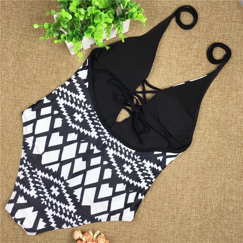 White Plunge Swimsuit One Piece Bathing Suit Bandage Swimwear Women 2023 Halter Monokini Trikini Diamond Beachwear Maillot XS