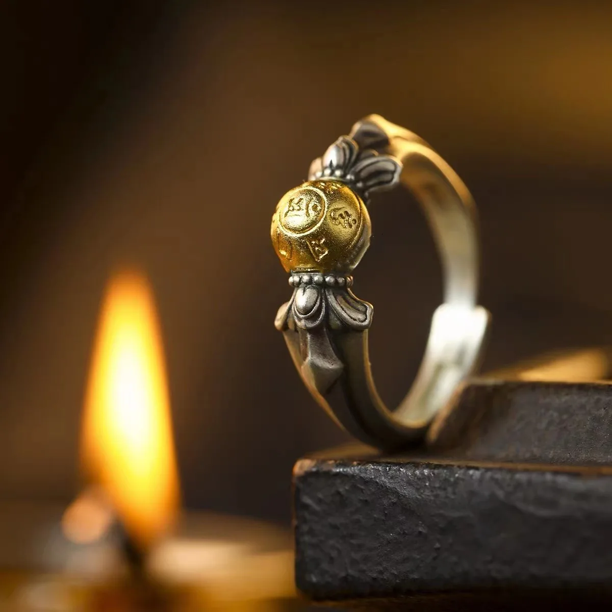 

Chiba ethnic style retro Manjusri wisdom eye Thai silver ring pure handmade art men and women's living mouth design ring
