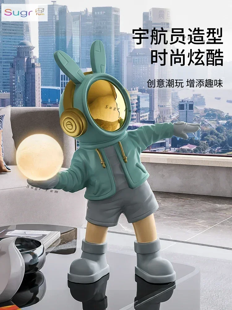 

Astronaut Table Lamp, Light Luxury and High-end Bedroom Bedside Lamp Decoration, Bedside Table Ornaments, Gift Box Packaging
