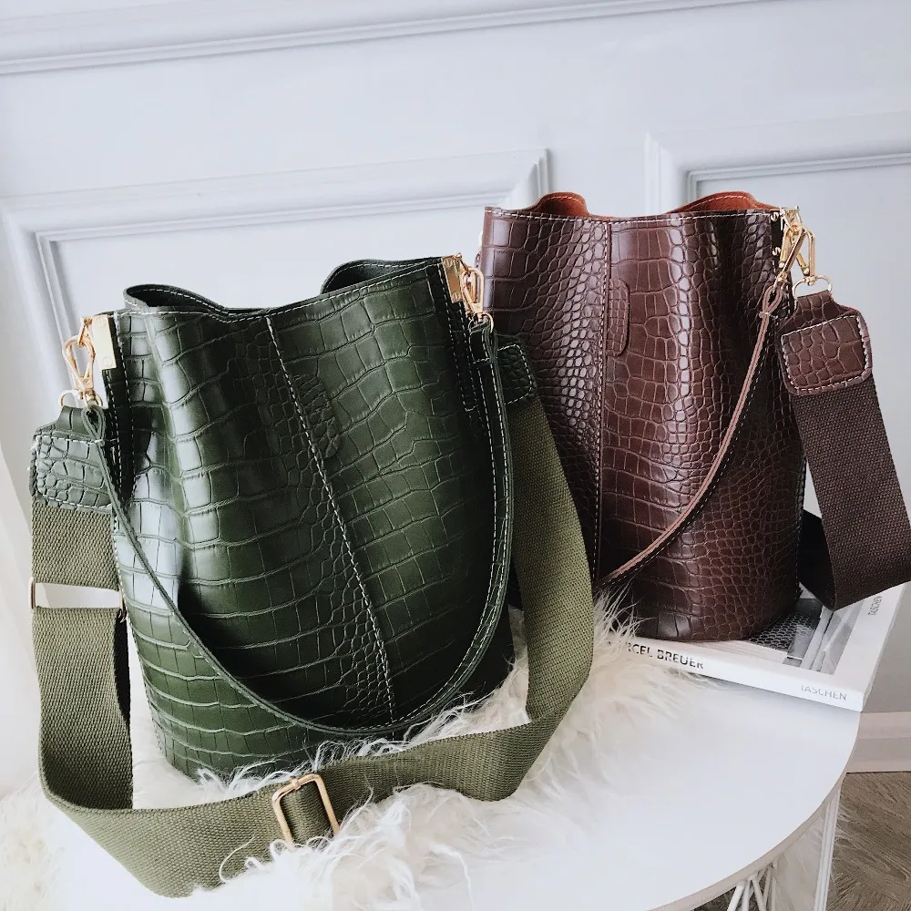 LEFTSIDE Vintage Leather Stone Pattern Crossbody Bags For Women 2022 New Shoulder Bag Fashion Handbags And Purses Bucket Bags