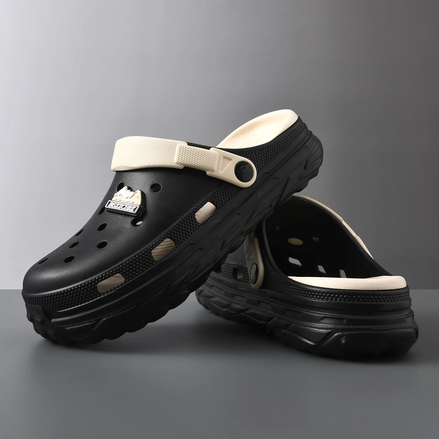 Men's Hole Shoes Boys Thick Sole Clogs & Mules Outdoor Wear-resistant Closed-toe Sandals Chef's Shoes EVA Slippers