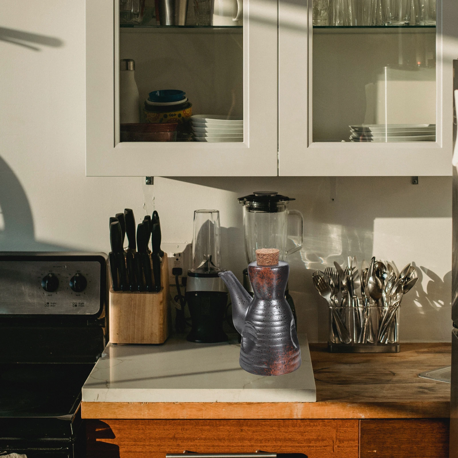 

1pc Soy Sauce Bottle Ceramic Vinegar Dispenser Kitchen Seasoning Holder For Home Restaurant Use Soy Sauce Dispenser Vinegar