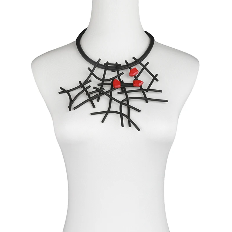 UKEBAY Neue Designer-Luxus-Halsketten für Frauen, handgefertigte Gothic-Anhänger-Halskette, Gummi-Schmuck, Holz-Accessoires, Statement-Schmuck – Detail 2