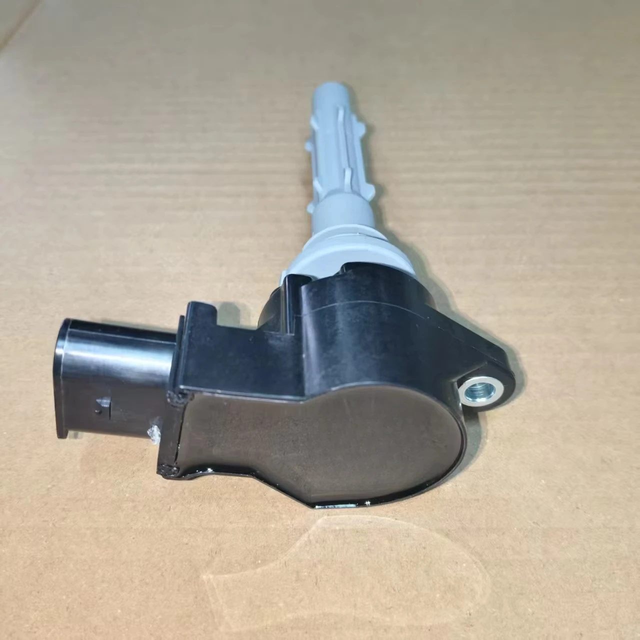 For BOSCH 2729060060 Ignition Coil for Mercedes-benz Auto Part Engine M272 W203 W204 C280 CLK350 E320 R350 SLK