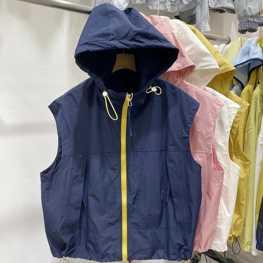 

Hooded Sleeveless Casual Camisole Vest For Women In Spring And Autumn New Loose And Versatile Jacket