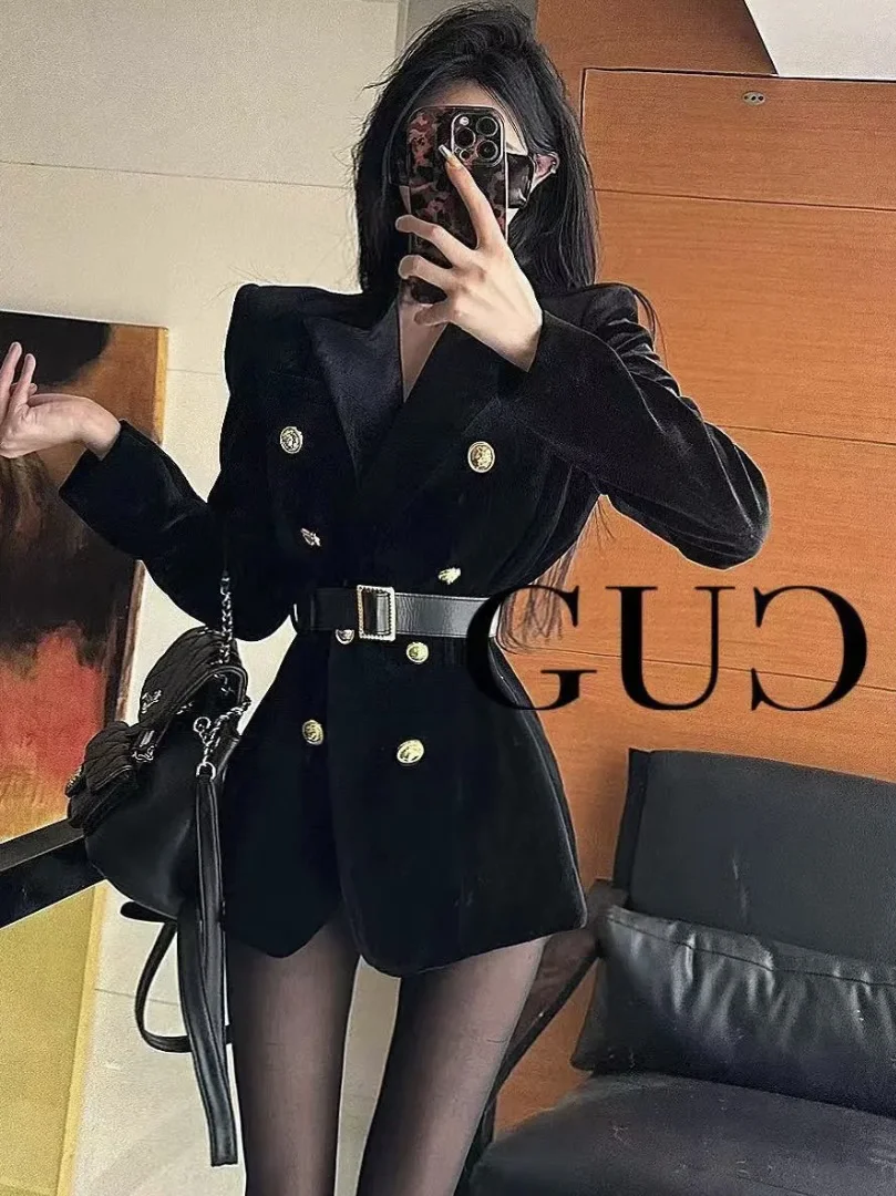 Light Mature Style Elegant Lady Hepburn Style Black Gold Velvet Long Sleeved Suit Dress